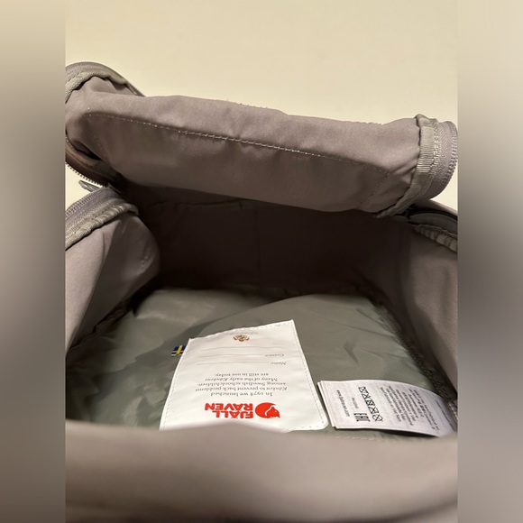 Fjallraven Mini Kanken backpack in Fog - Picture 7 of 8